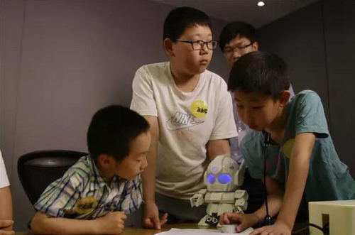 童程童美參與Bluemix少年開發者趣玩體驗營 童程童美參與Bluemix少年開發者趣玩體驗營