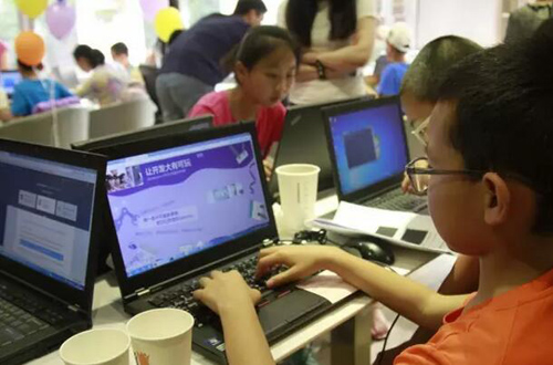 童程童美參與Bluemix少年開發者趣玩體驗營 童程童美參與Bluemix少年開發者趣玩體驗營