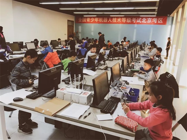 2019《全國(guó)青少年機(jī)器人技術(shù)等級(jí)考試》第一季，報(bào)名正式啟動(dòng) ！